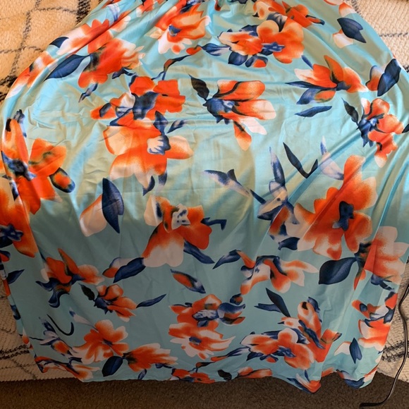 GLORY STAR DRESS - Picture 2 of 3